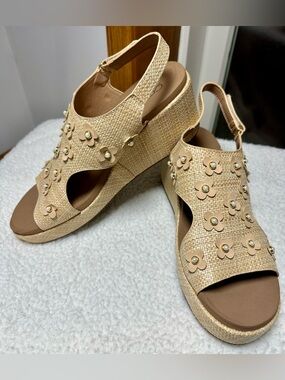 Corkys Women's Carley Raffia Floral Slingback Wedge Sandal size 11